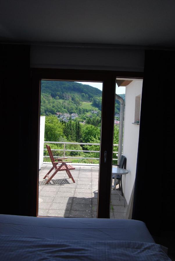 Hotel Hinter Den Spiegeln à Heimbach Extérieur photo