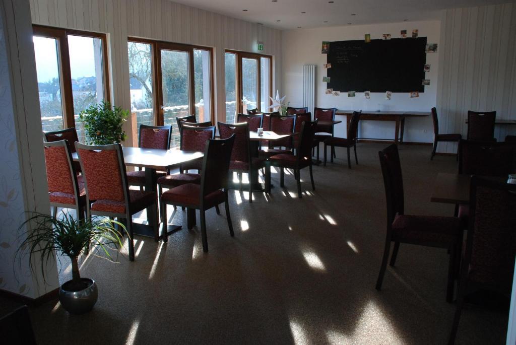 Hotel Hinter Den Spiegeln à Heimbach Extérieur photo