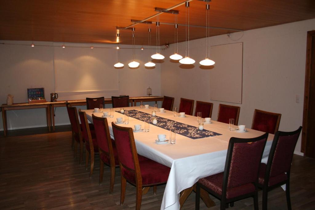 Hotel Hinter Den Spiegeln à Heimbach Extérieur photo